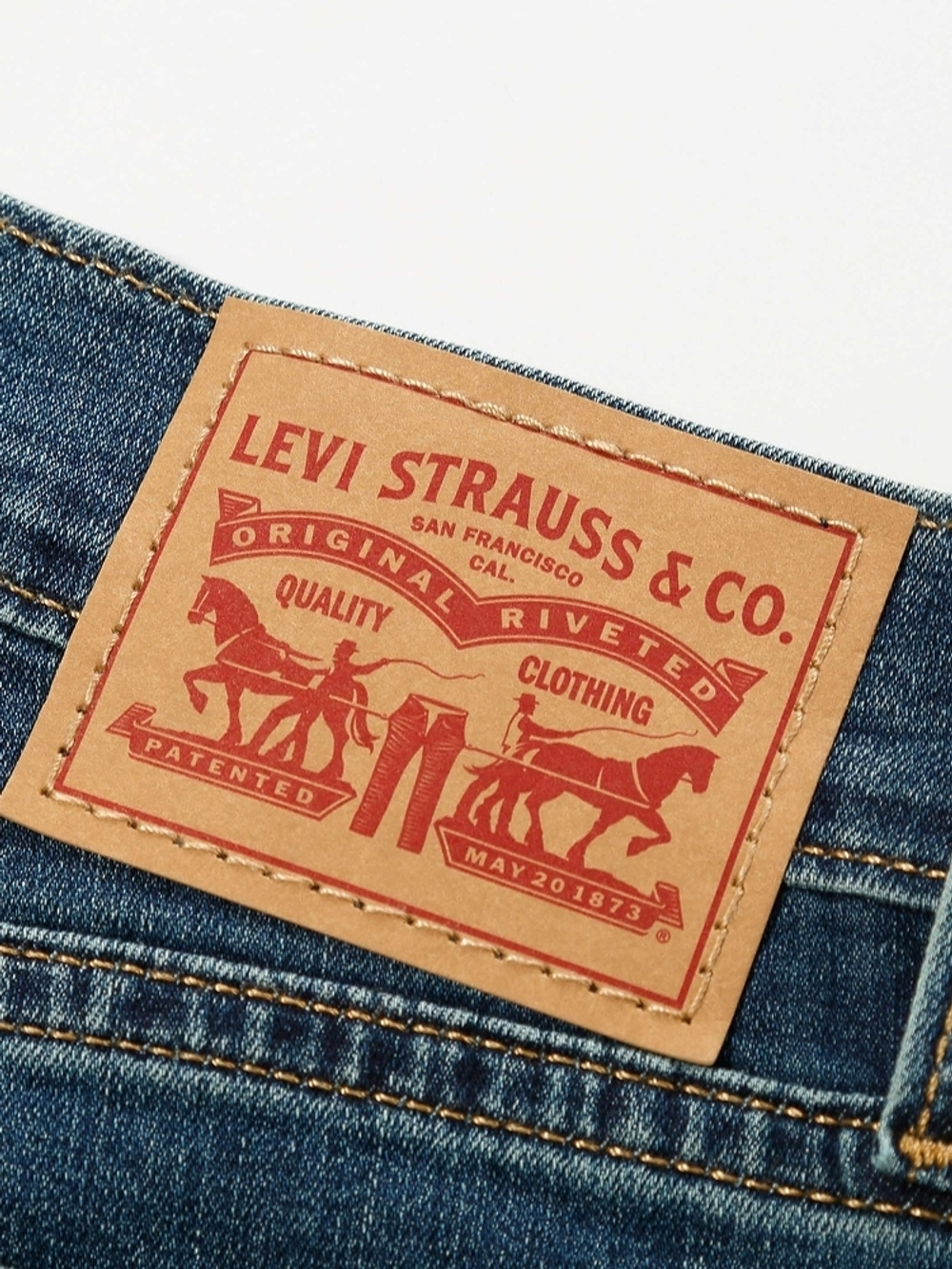 Женские джинсы бойфренды Levi's Boyfrend 19887-0285