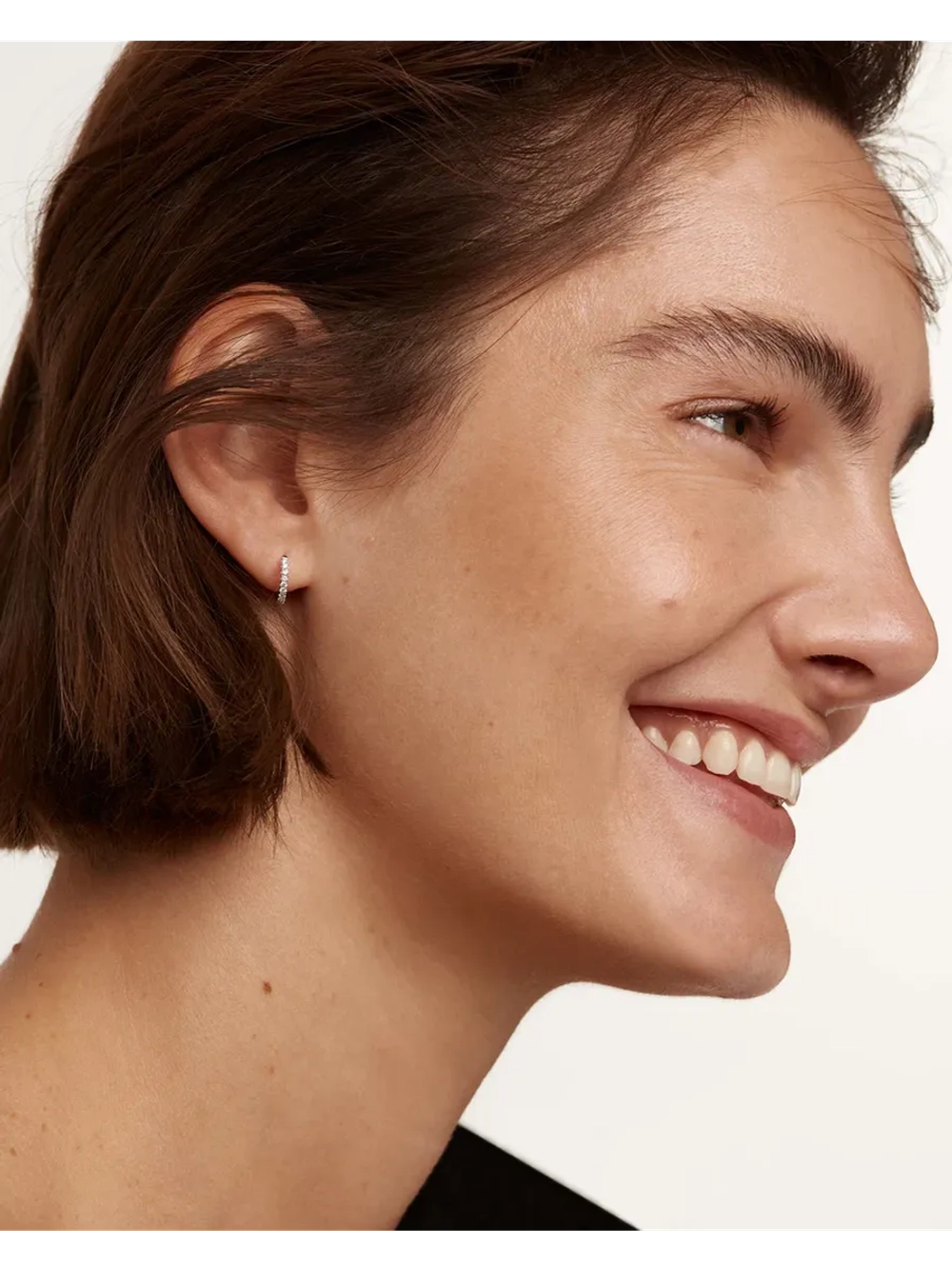 Серьги Eternity Mini Hoops Белое золото 750 пробы