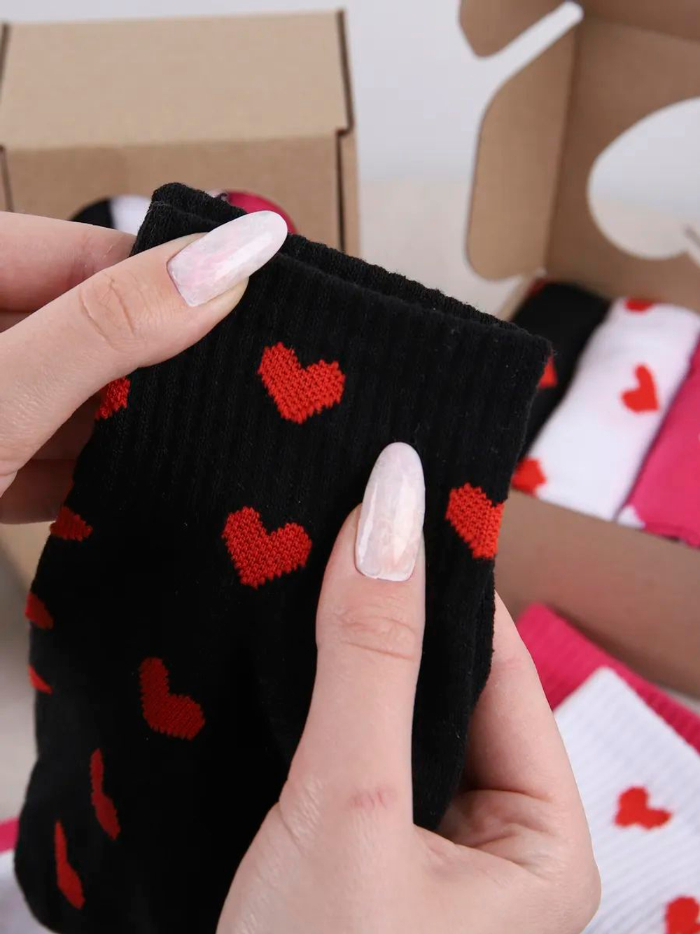 Носки с принтом сердечками гольфы