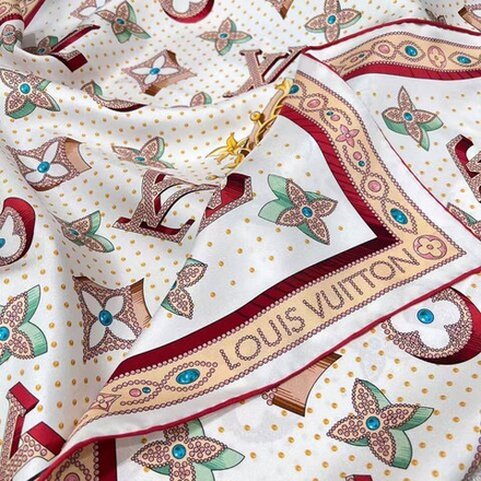 Платок Louis Vuitton 90х90 см