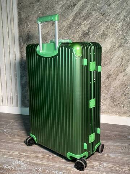 Чемодан Rimowa