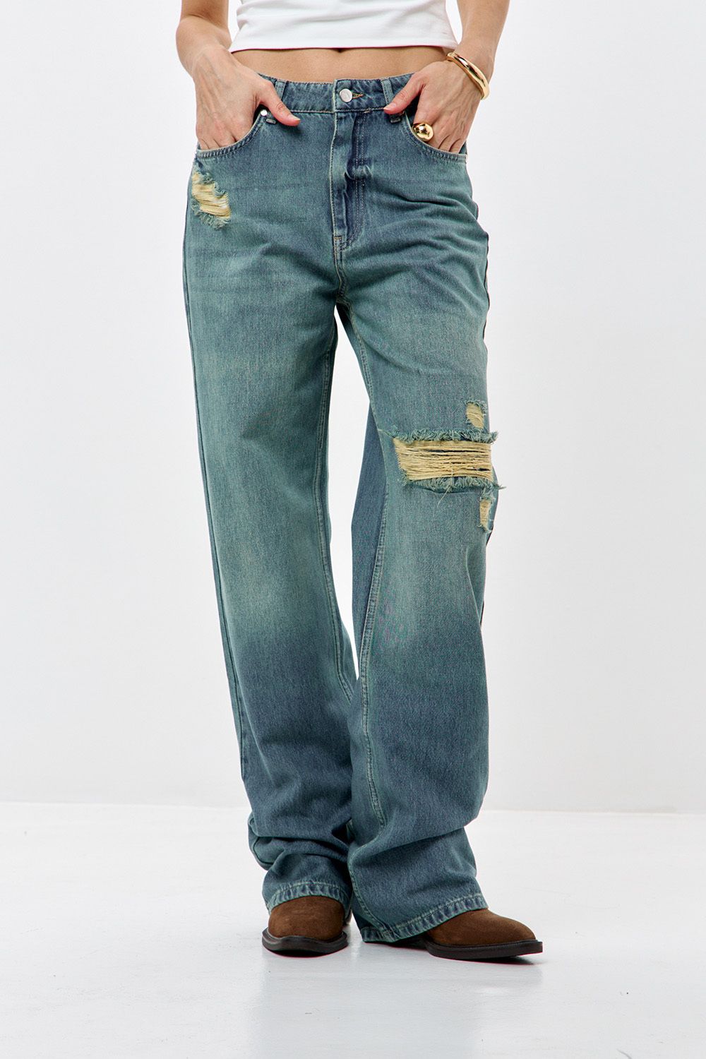 Джинсы wide leg с потертостями сине-зеленого цвета