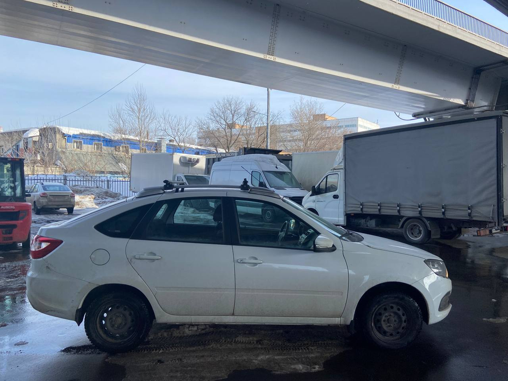 LADA GRANTA Лифтбек Comfort 24 1.6 90 hp 5MT