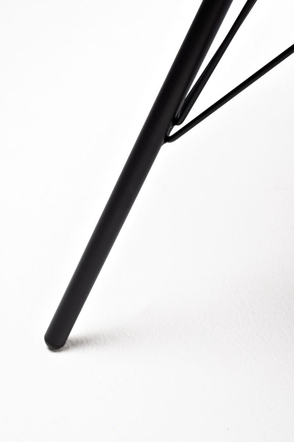 "Конте" интерьерный стол из HPL круглый Ø70см, цвет "серый гранит"