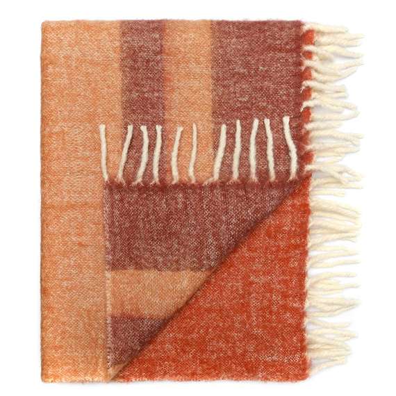 Плед мохеровый over horizon терракотового цвета из коллекции trendy ruffles, 130х180 см