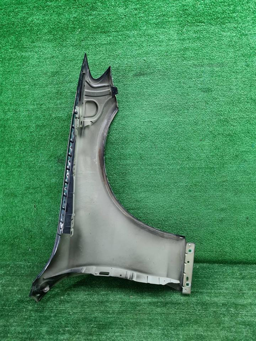 Крыло переднее левое Mercedes E W213 (2016-2023)