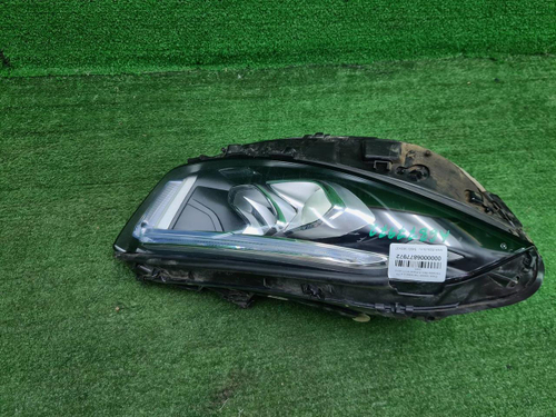 Фара правая Mercedes A W177 (2018-2022) LED