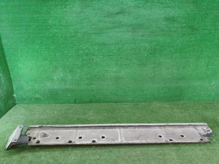 Накладка порога правая Mercedes G W463 (2018-н.в.)