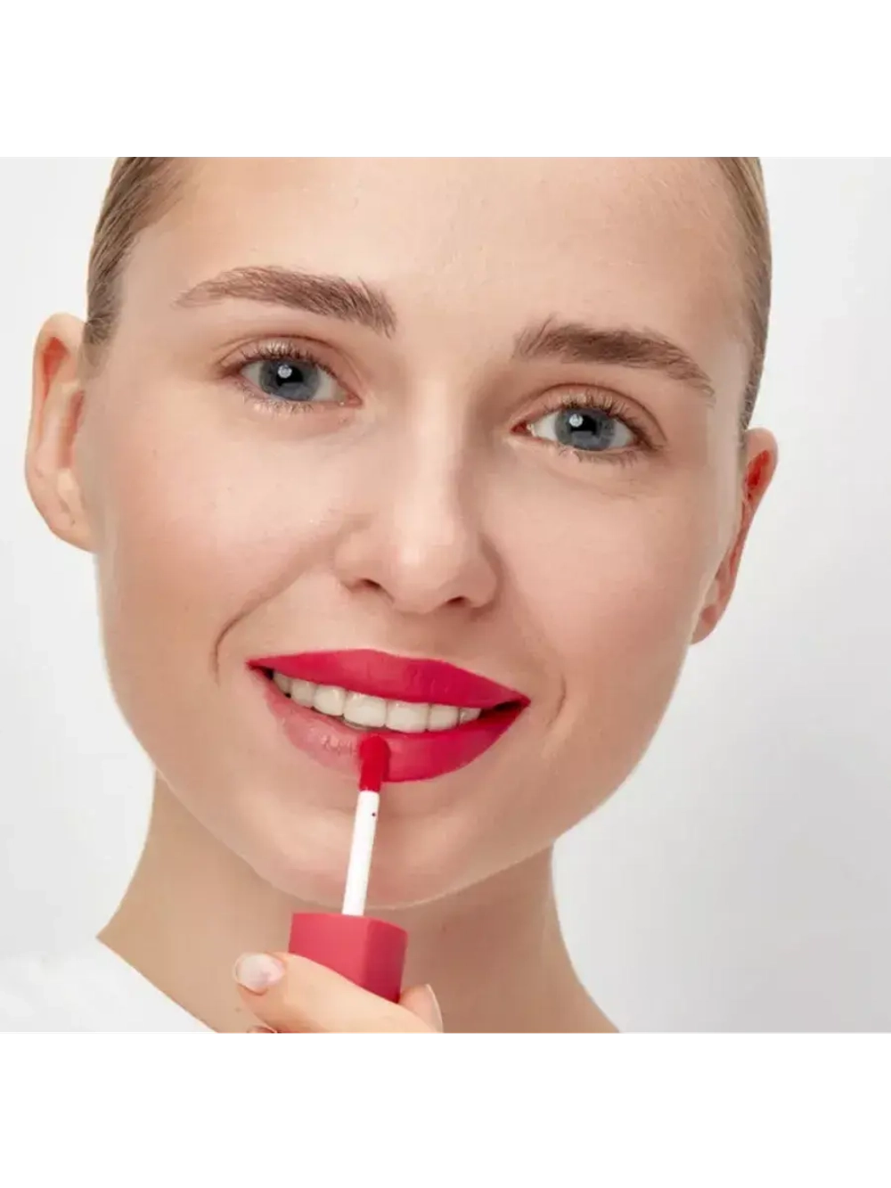Жидкая помада, стойкая, The Longwear Lipstick 3INA 334