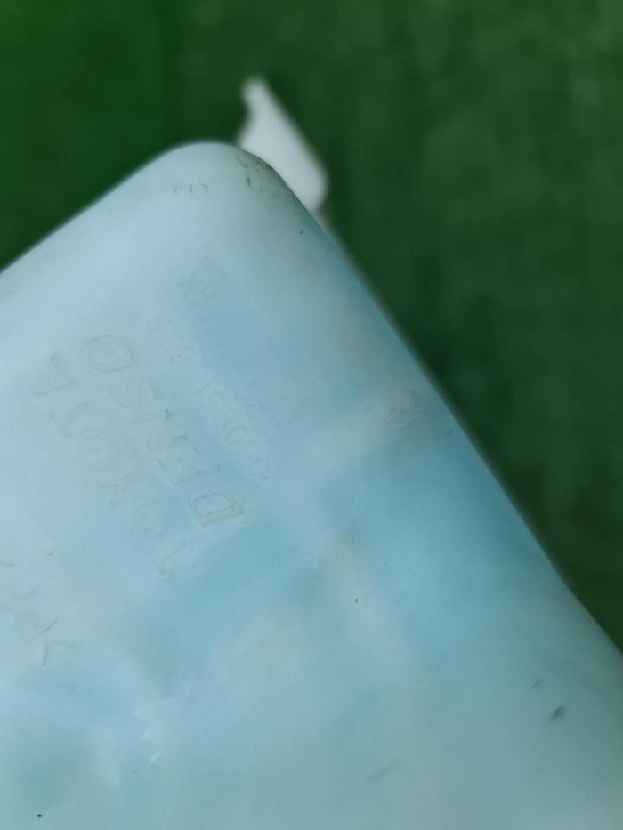 Бачок омывателя Toyota Camry xv70 (2017-н.в.)