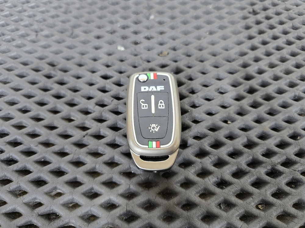 Колонка рулевая с замком и ключом 2023г.