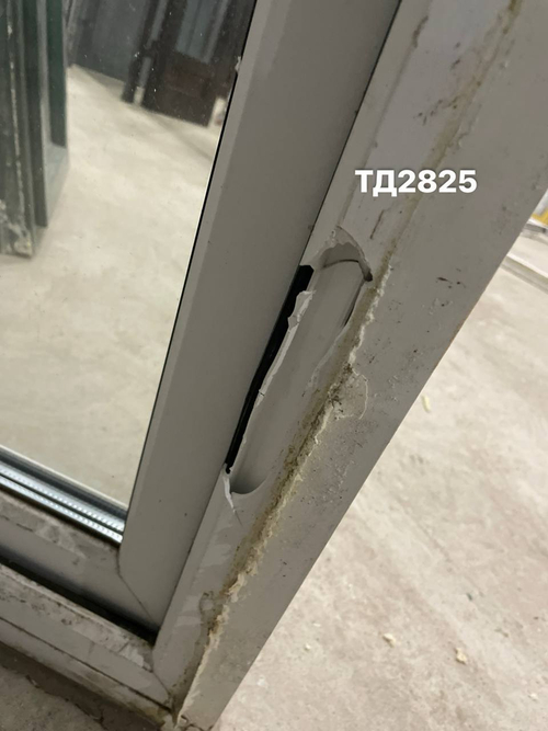 Дверь балконная пластиковая Б/У 209(в) х 74(ш)