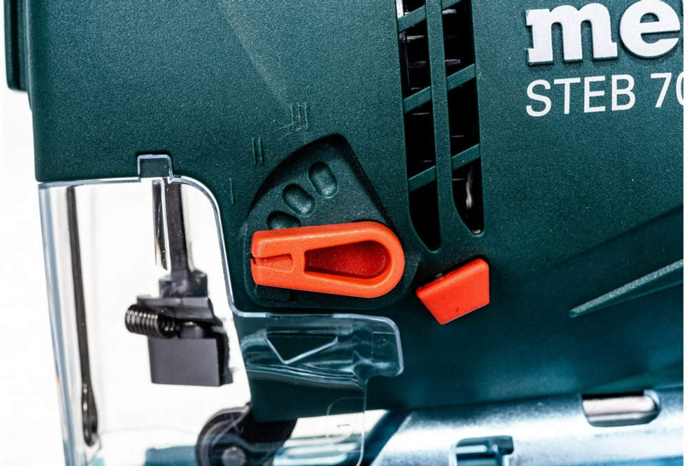 Электролобзик Metabo STEB 70 Quick кейс, 570 Вт черный