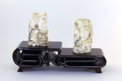 Сет нэцкэ Дзюродзин и Фукурокудзю на подставке