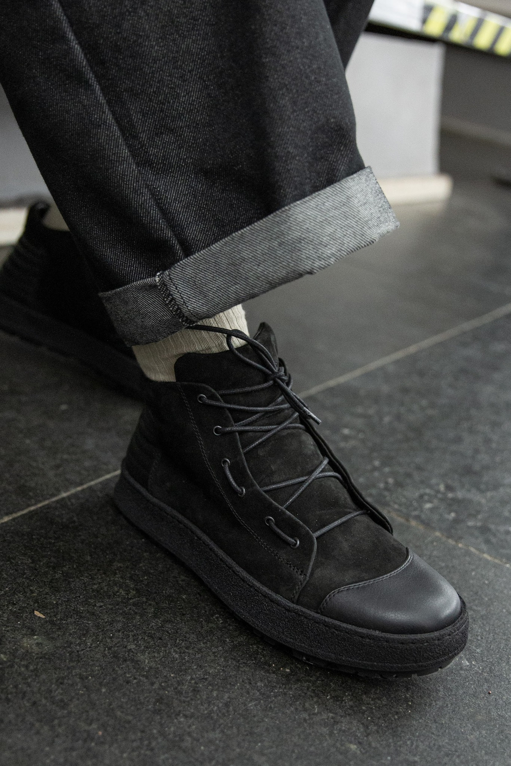 AIRSHOES black winter