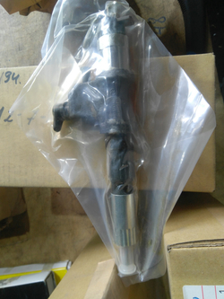 Форсунка 0950005511/8976034152 оригинал Isuzu