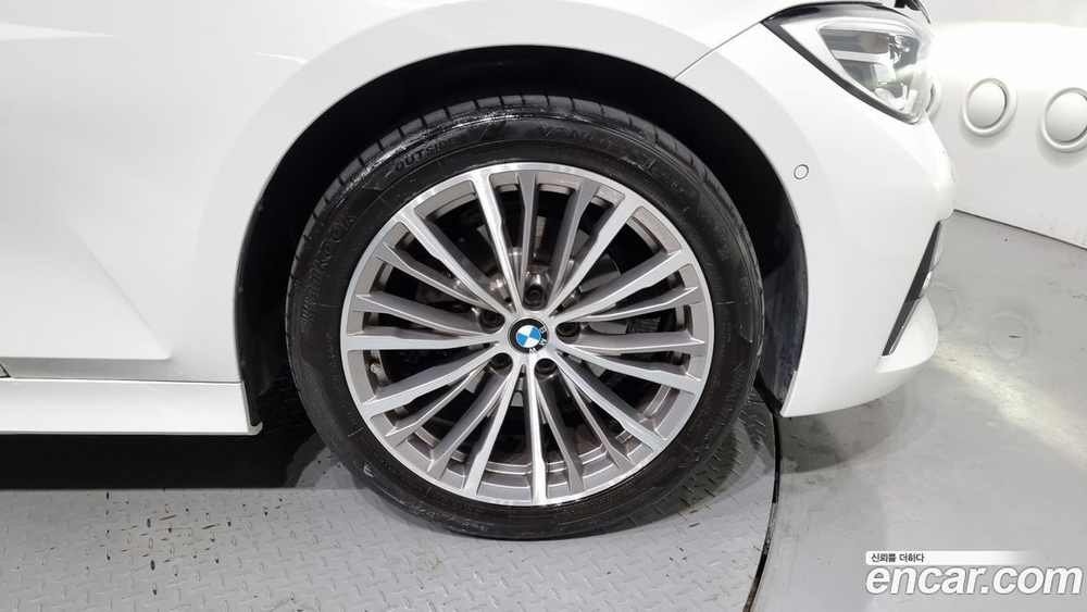 BMW 3 Series (G20) 320d Luxury (02.2021)