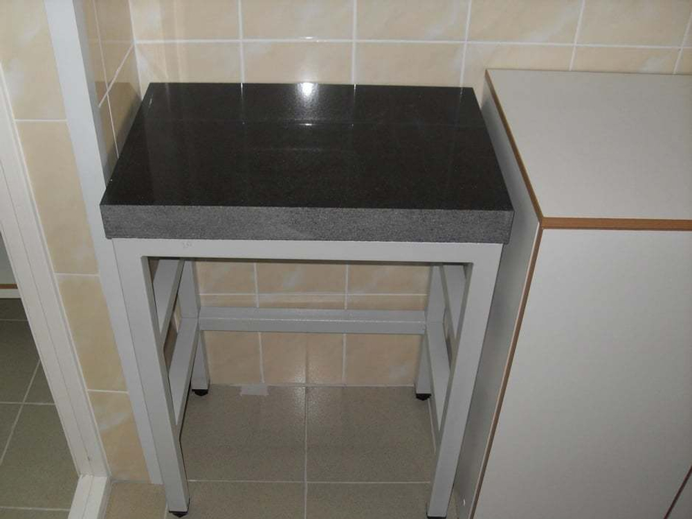 Стол антивибрационный весовой