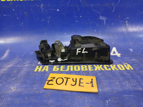 Ручка двери передней правой салонная ZOTYE T600 2017