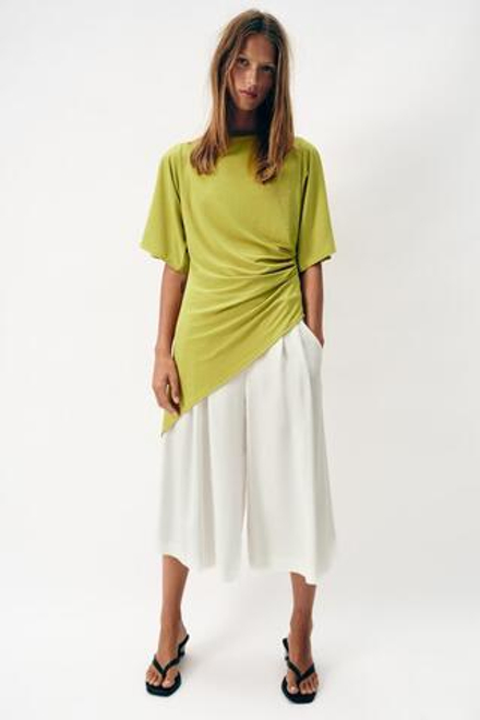 ZARA ТОП АСИММЕТРИЧНОГО КРОЯ СО СБОРКАМИ, ЛАЙМОВЫЙ
