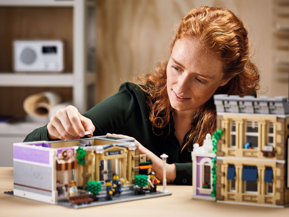 Конструктор LEGO Icons 10278 Police Station