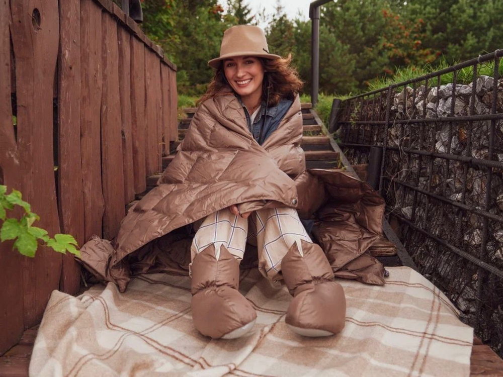 Дорожный плед-пончо пуховый 130х170 German Grass Travel Cape Plaid темно-бежевый