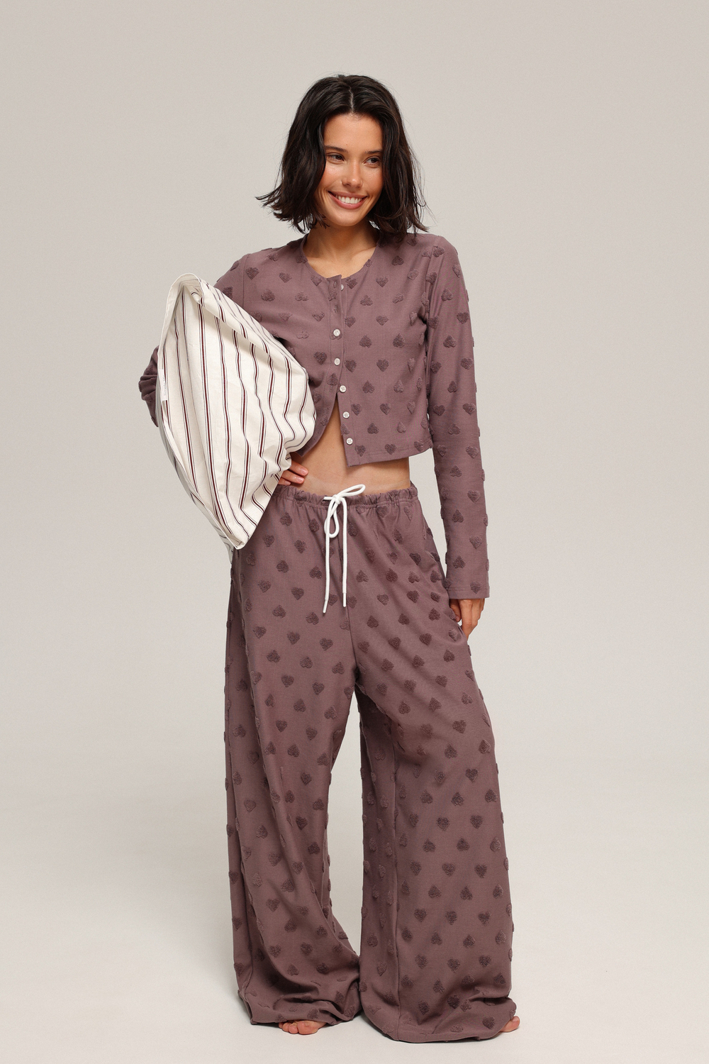 Брюки на тонкой резинке