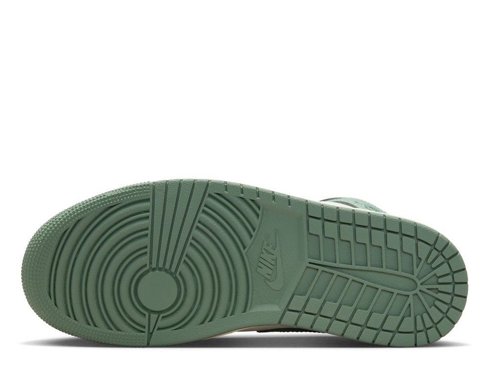 Баскетбольные кроссовки  Air Jordan 1 Mid "Jade Smoke"