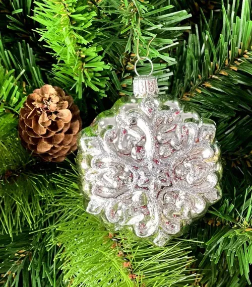 Набор стеклянных игрушек Ледяное ассорти, 2 шт., белый, Irena CO (62346)