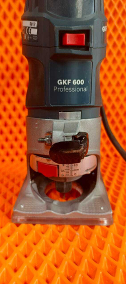 Фрезер Bosch GKF 600
