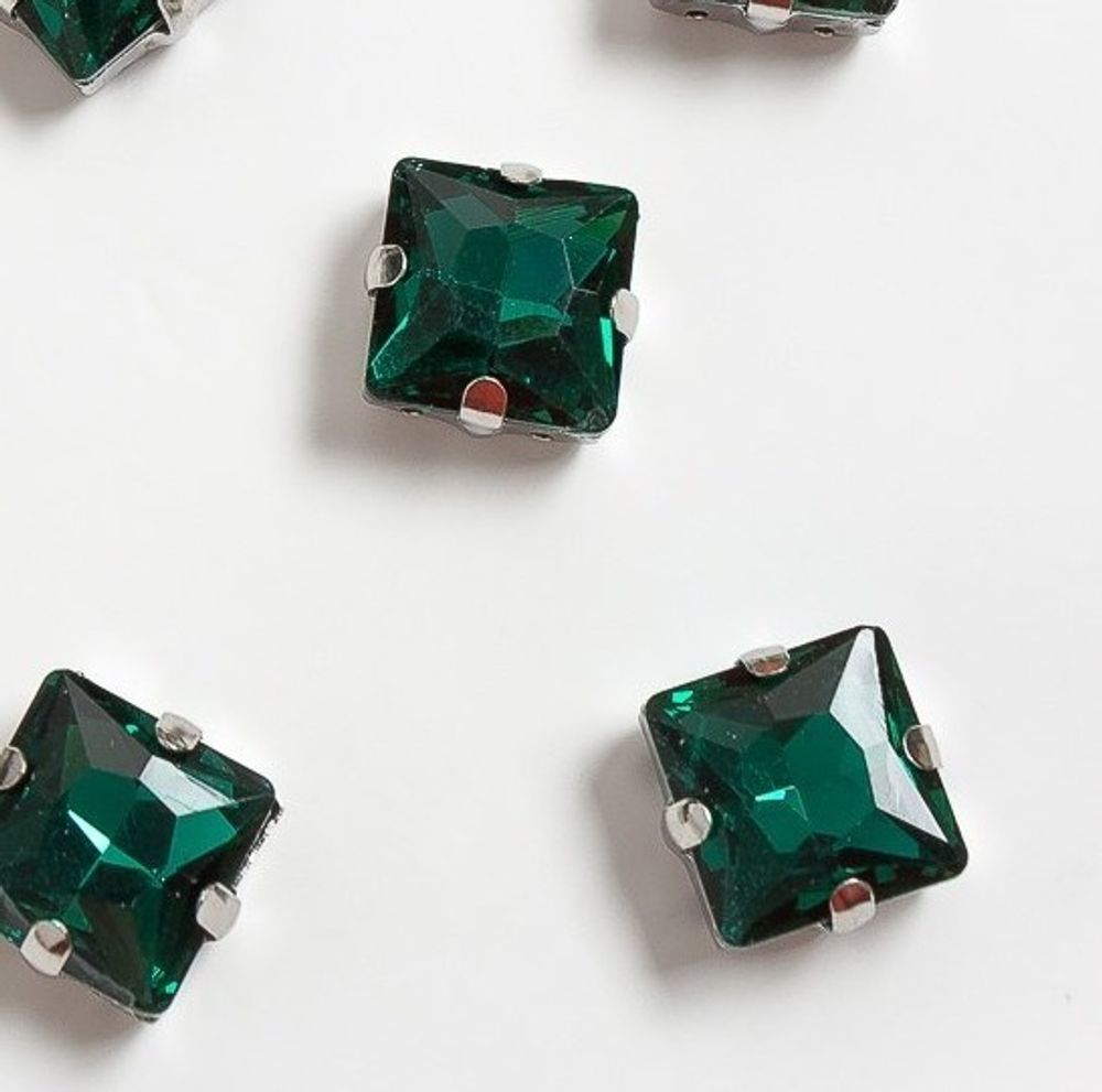 Стразы пришивные стекло в оправе, ш. 12 мм, изумрудный