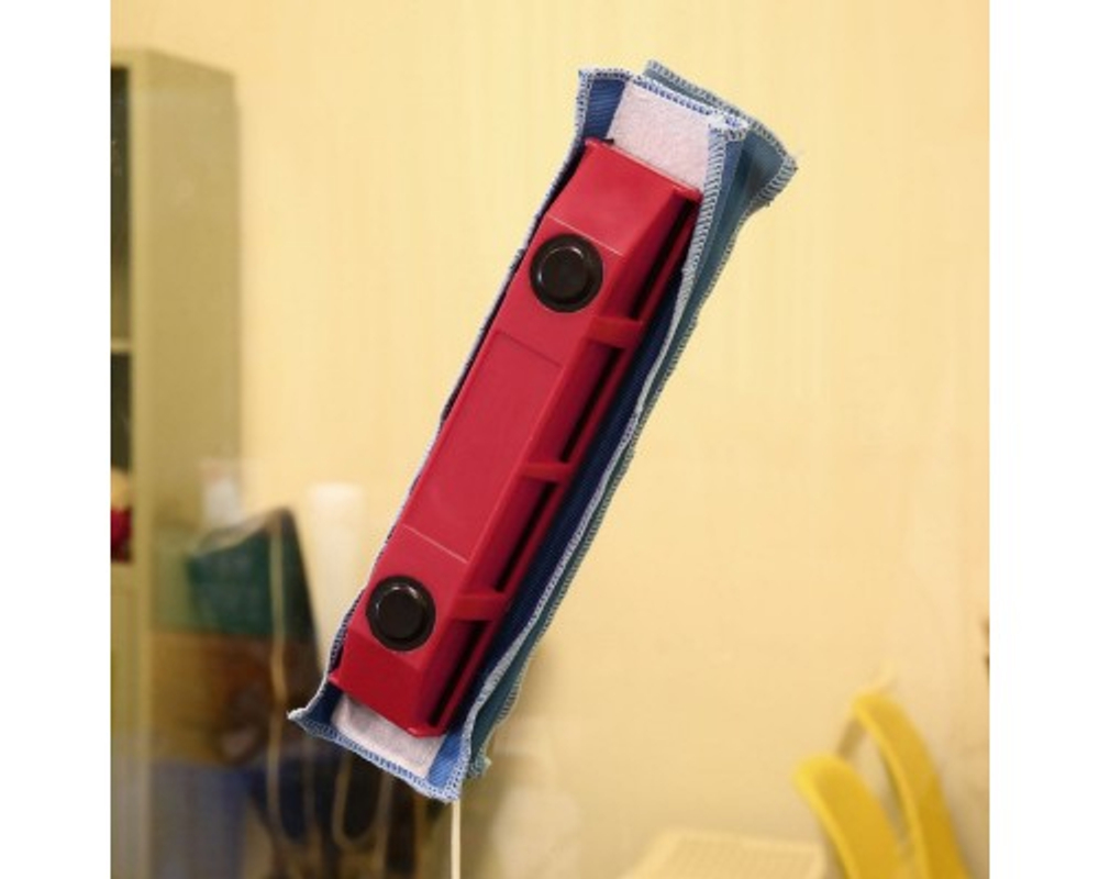 Магнитная щётка очиститель для окон You Can Count