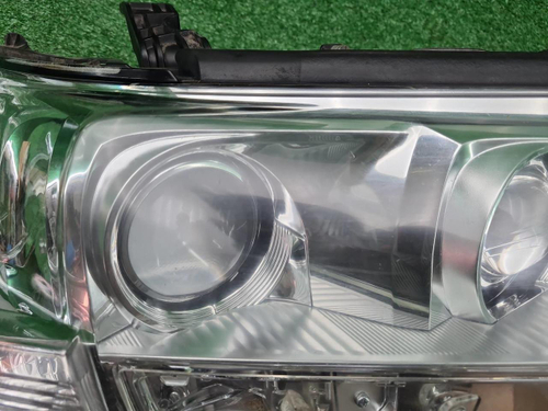 Фара правая Land Cruiser 200 (2015-2021) LED