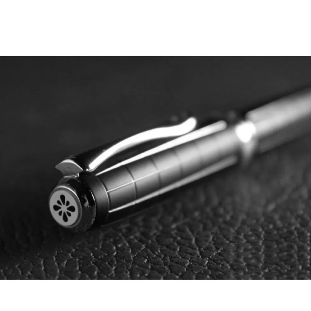 Перьевая ручка Diplomat Excellence A Plus rhomb черная с пером F (D40101023) 3