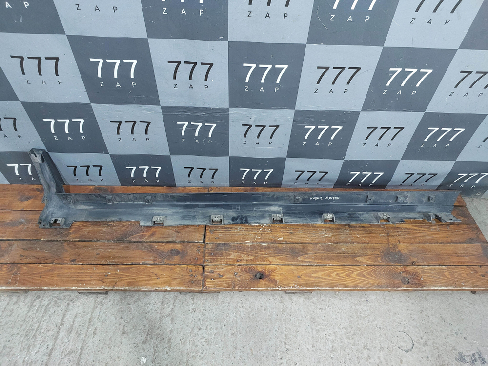 Накладка порога левого Ford Kuga 2 (CBS) 12-19 Б/У Оригинал cv44s10155a