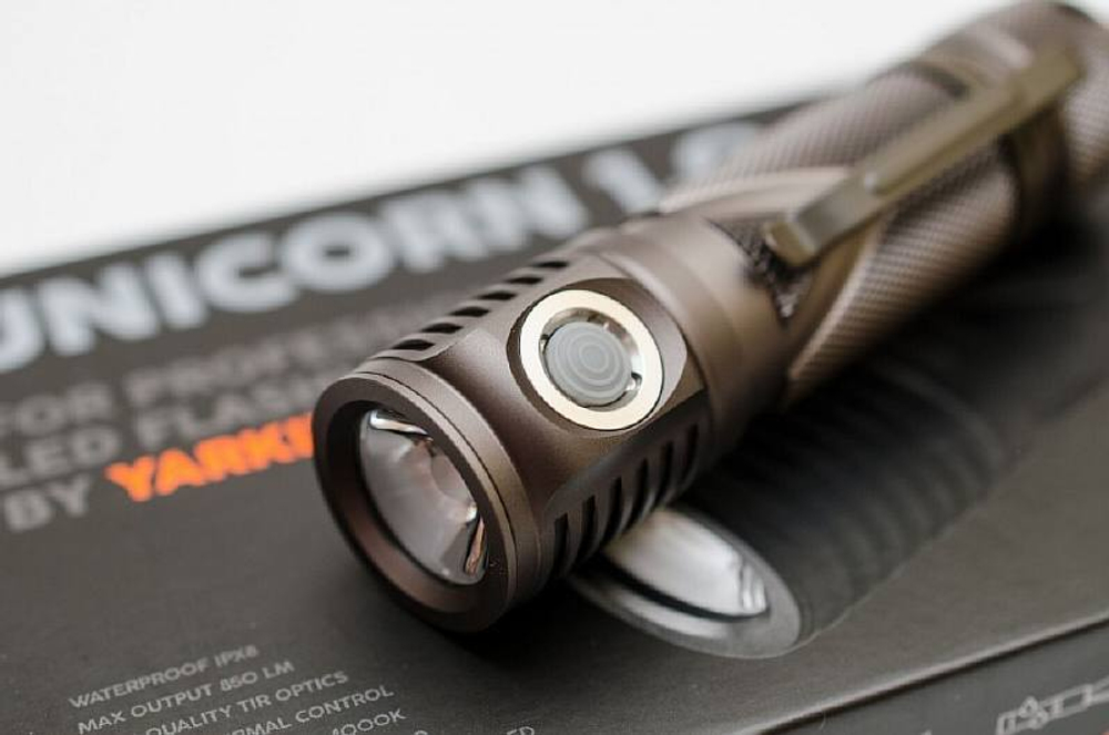 Фонарь ЯРКИЙ ЛУЧ YLP Unicorn 1.0