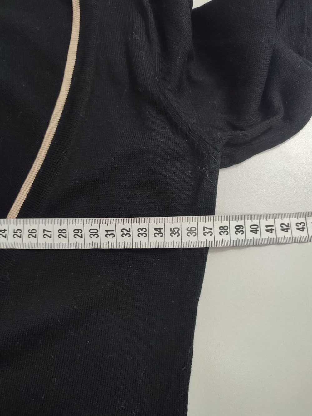 Кардиган H&M на пуговицах на 9-10 лет