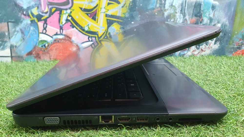 Ноутбук HP AMD E-2/4Gb/SSD 128Gb