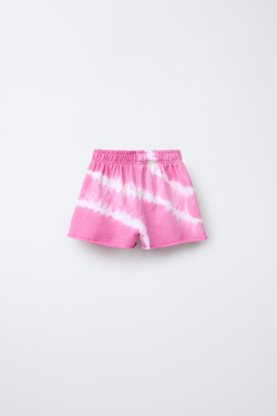 ZARA ШОРТЫ С ПРИНТОМ ТАЙ-ДАЙ, ЦВЕТ ФУКСИИ