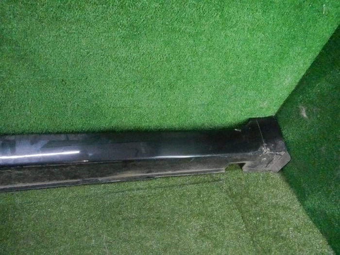 Накладка порога левая Genesis G90 (2016-2022)