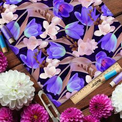 Ткань бифлекс неоновые тюльманы на тёмно-фиолетовом фоне