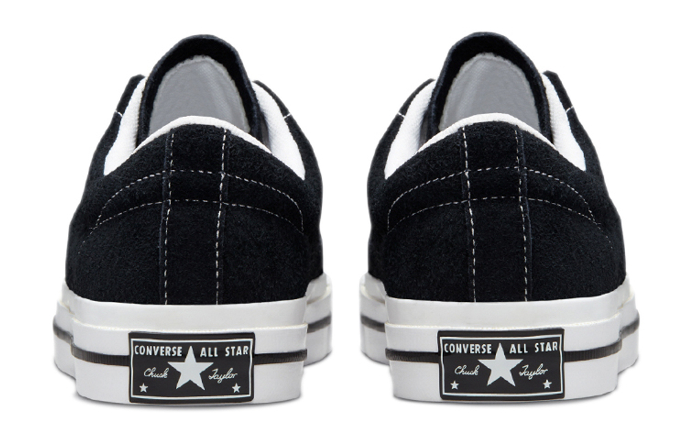 Converse One Star retro non-slip wear-resistant lightweight low-top sneakers for men and women in the same style black and white