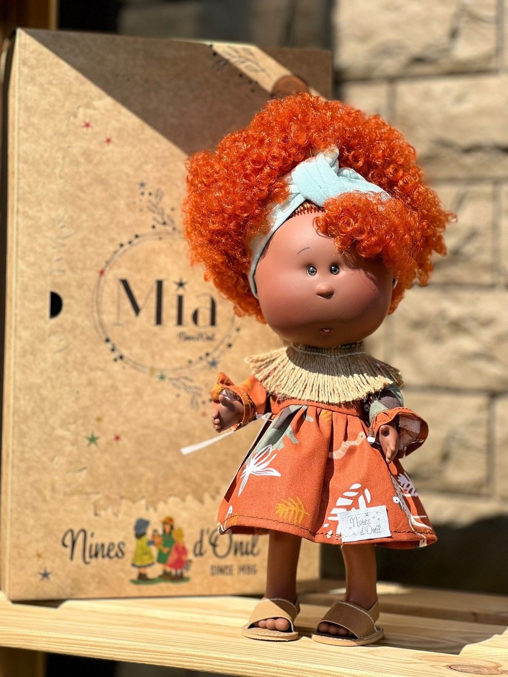 Кукла Nines виниловая 30см MIA CASE (1116)