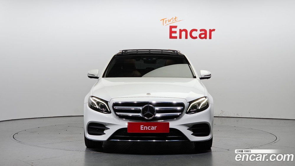 Mercedes-Benz E-Class W213 E350 4MATIC AMG Line (09.2019)