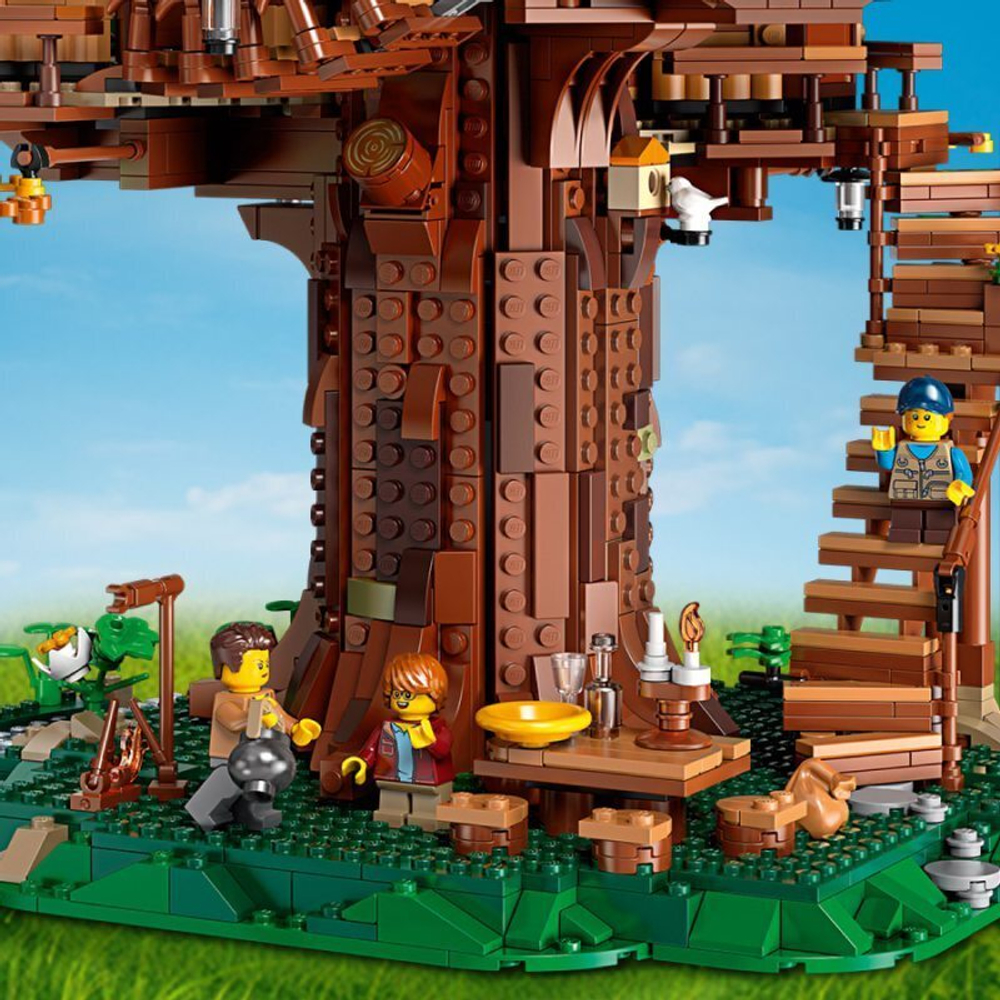 Lego ideas 21318 on sale