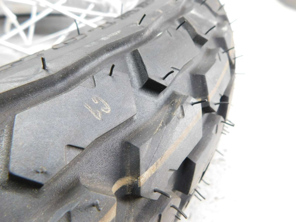 Колесо переднее Suzuki VanVan 200 NH41A