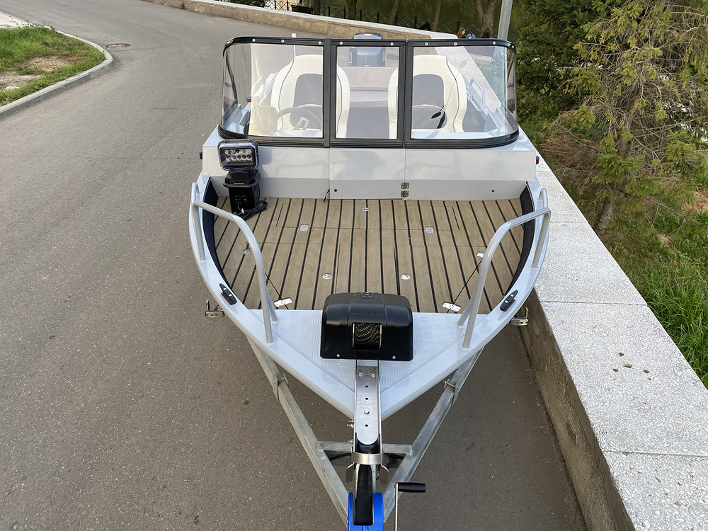 Комплект Алюминиевая лодка (катер) Mikatsu (Микатсу) 470 (Z43) Premium + мотор Hidea HDEF60FUEL-T EFI