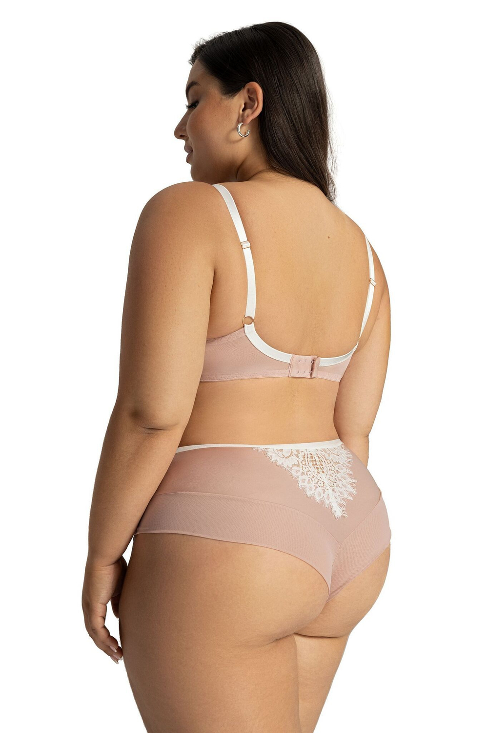 Бюстгальтер Bliss с мягкой чашкой и кружевом с ресничками (Размер: 100B) (Цвет: кофейный)