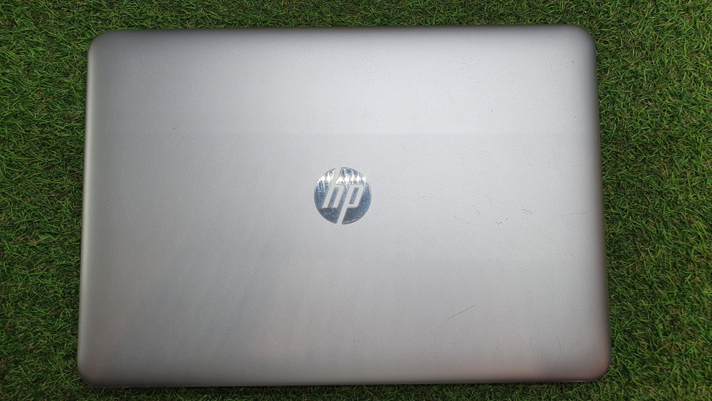 Ноутбук HP i5-7/8 Gb/FHD