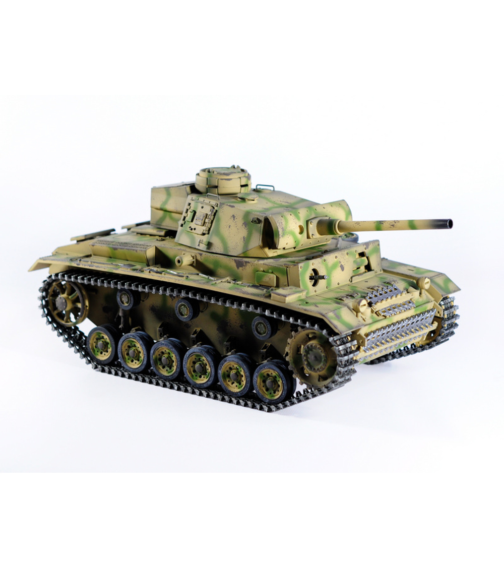 Р/У танк Taigen 1/16 Panzerkampfwagen III (Германия) дым, свет V3 2.4G RTR камуфляж